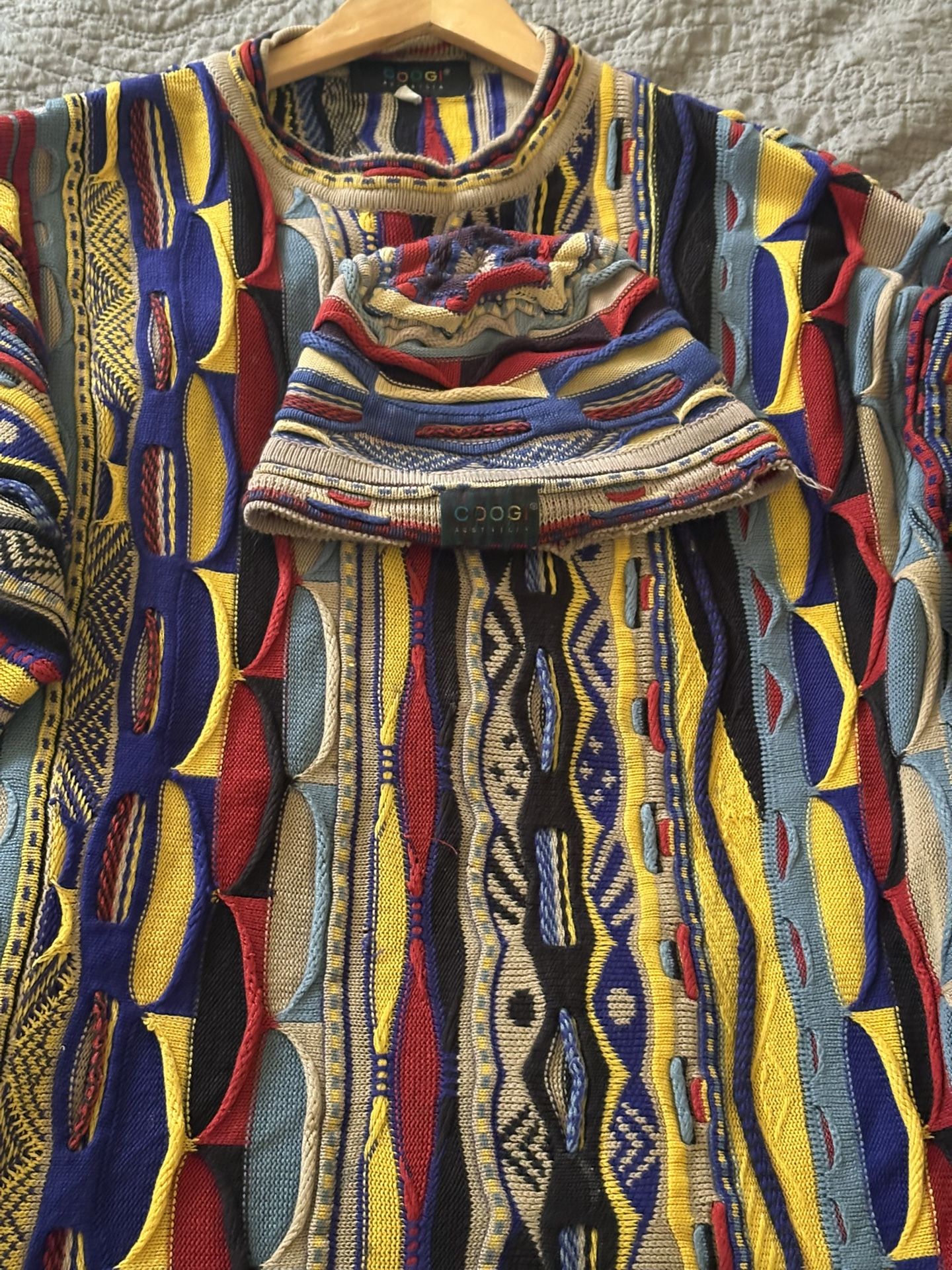 Vintage coogie Sweater With Matching Hat