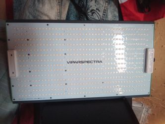 VIPARSPECTRA LED Grow Light Panel an a BESTVA