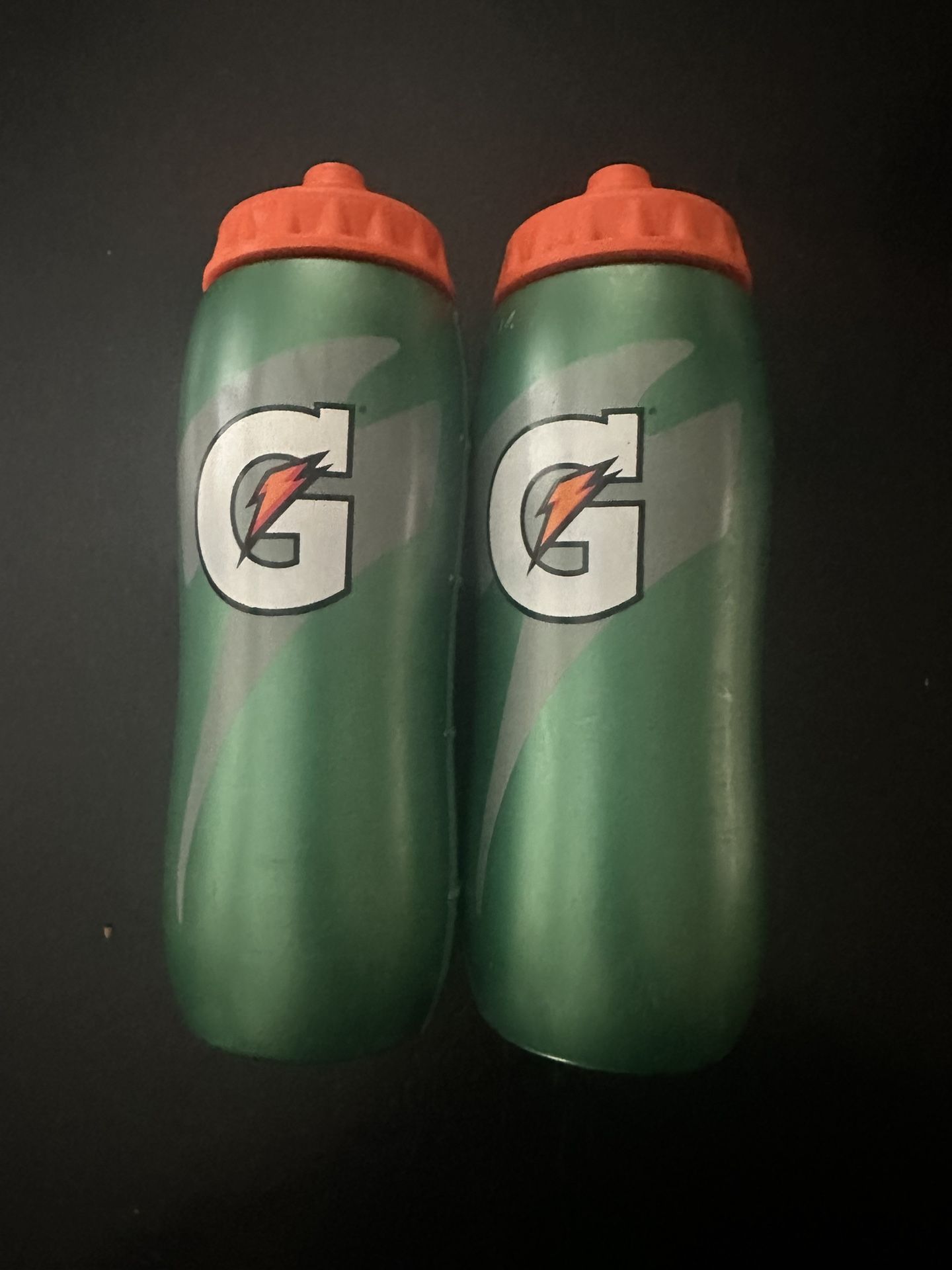 2 - 20oz Gatorade Squeeze Bottles