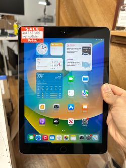 Ipad 5th gen 9.7 inch 32GB wifi + 4G Cellular unlocked