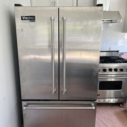 Viking Professional Refrigerator 