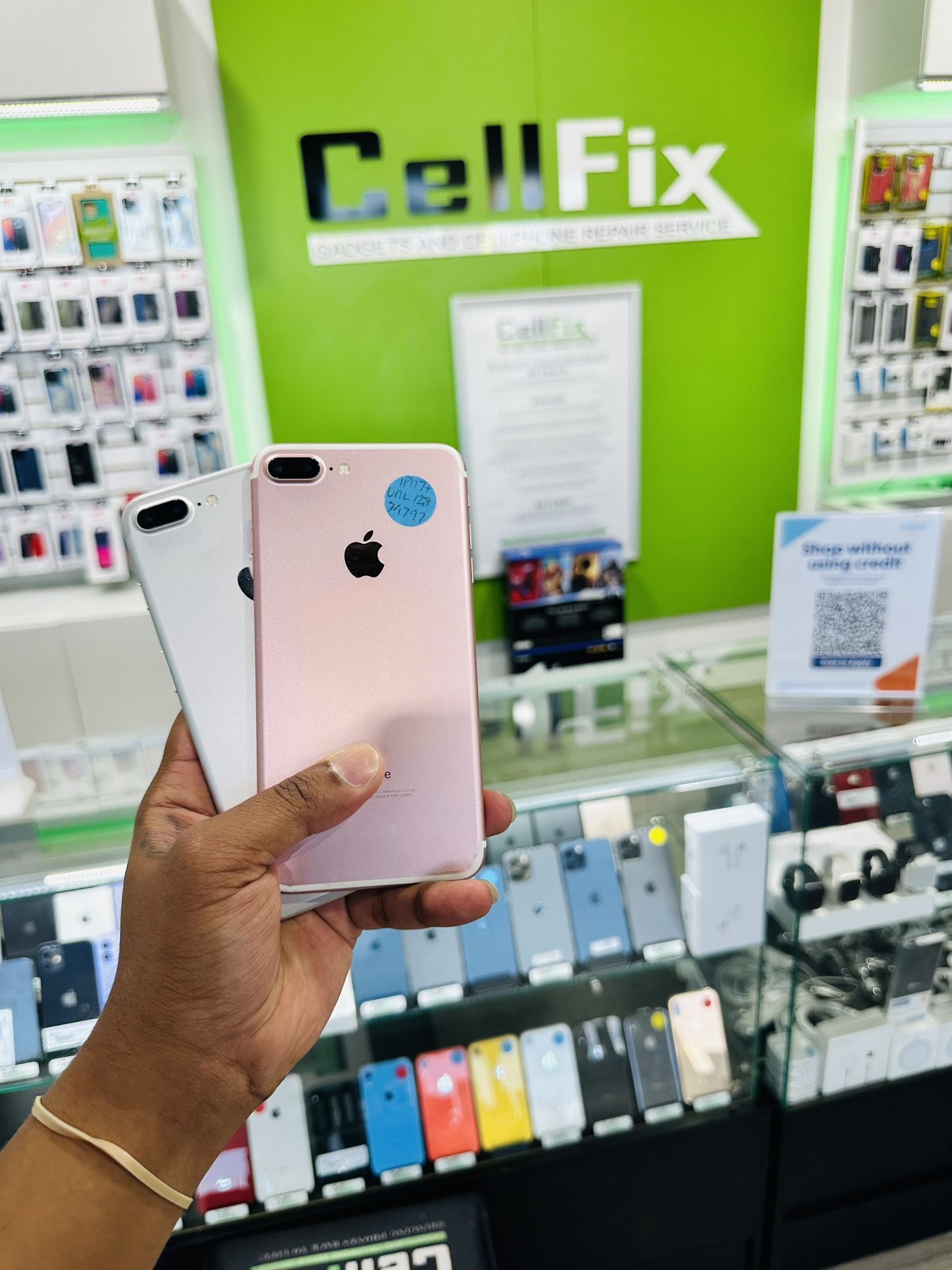 UNLOCKED iPhone 7 Plus $119!