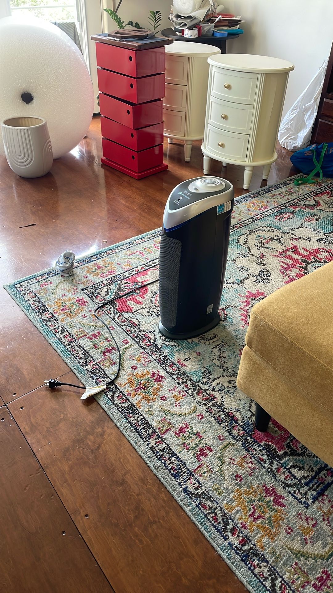 Air Purifier - Germ guardian W/ UV Light