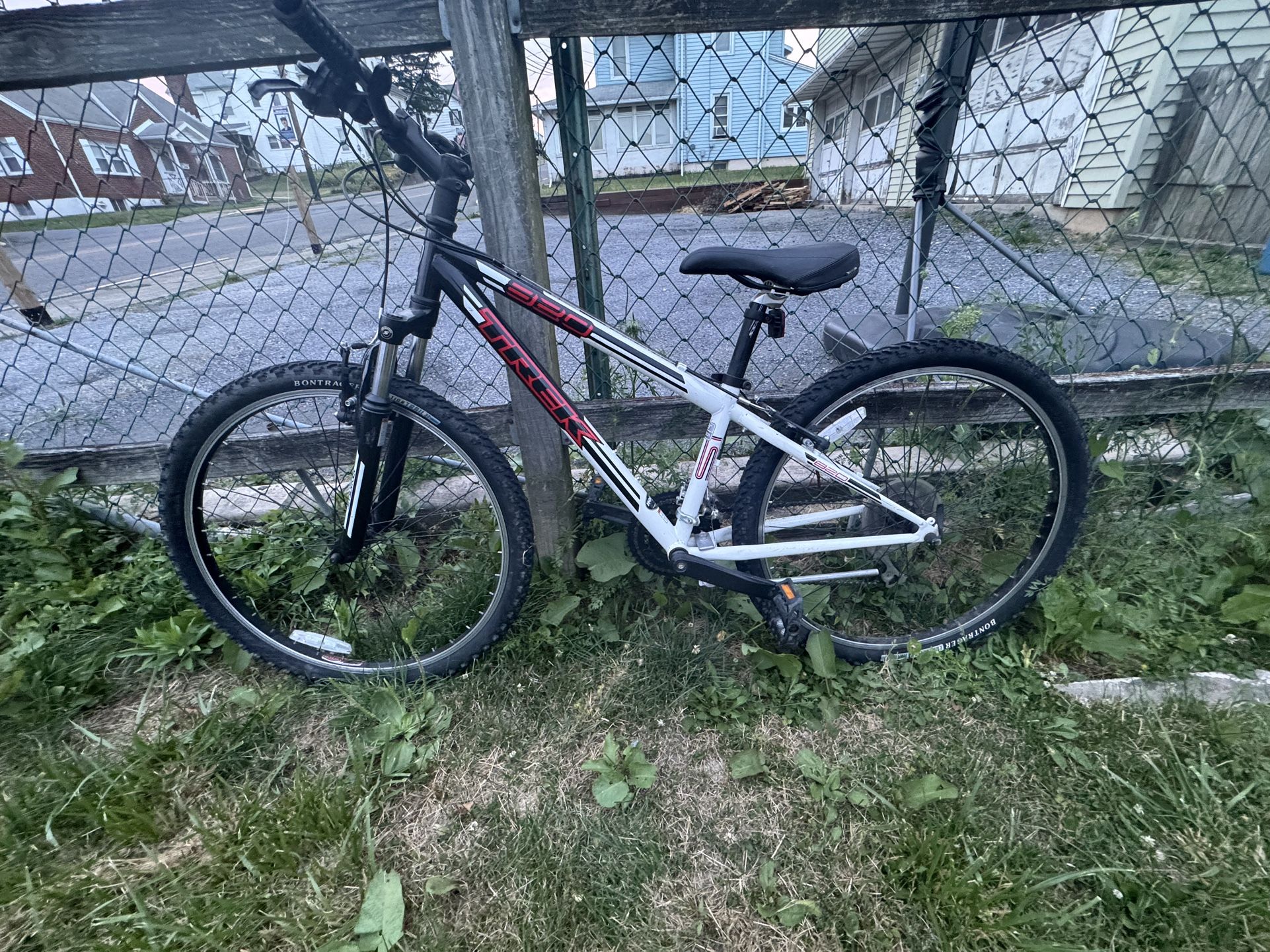 trek 820 bike