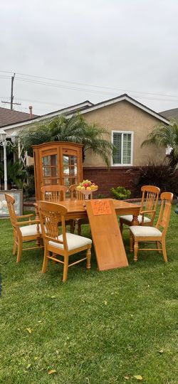 6 Chair Dinning Set