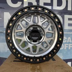 Kmc Grs 17” 6x5.5 Mach Black Lip