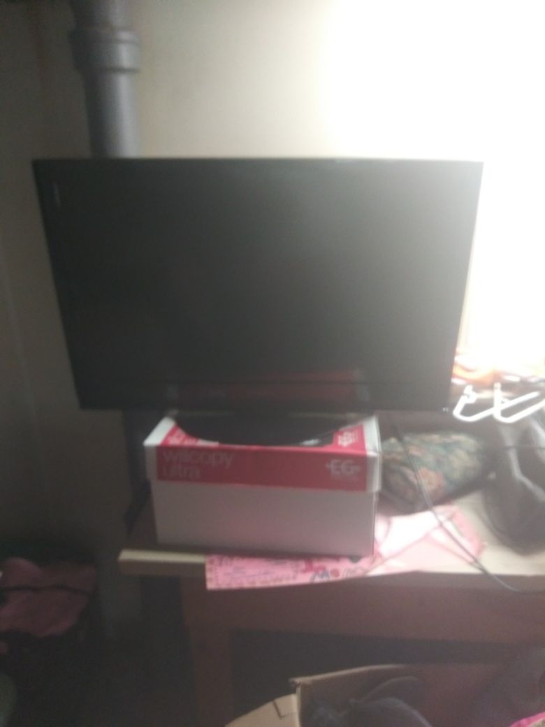 32 in flatscreen
