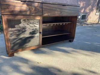 Coaster Buffet Cabinet Serve Wave Wine
