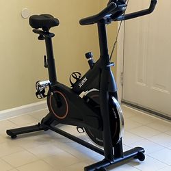 Indoor cycling bike