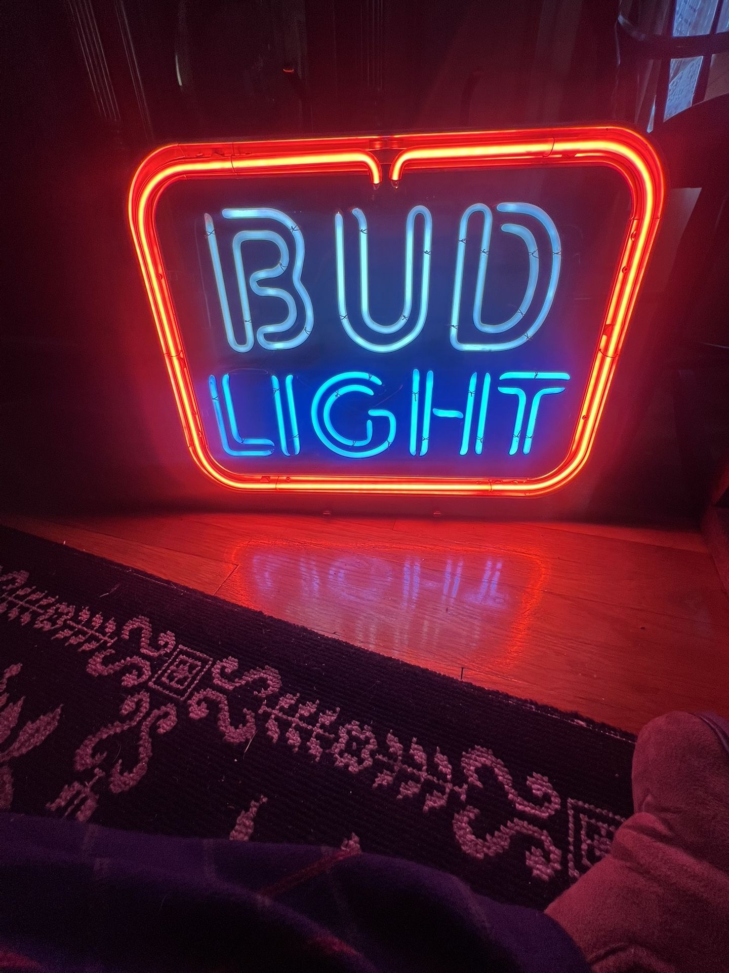 Neon Light 1980s Bud Light it’s all original 20x15 great working condition