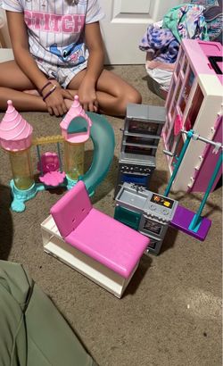 Barbie accessories