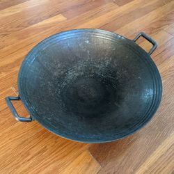 Cast iron wok (round bottom)