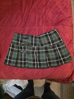 Green Pleated Mini Skirt