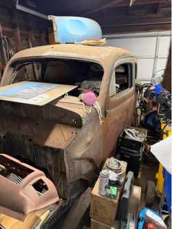 1940 Ford Sedan