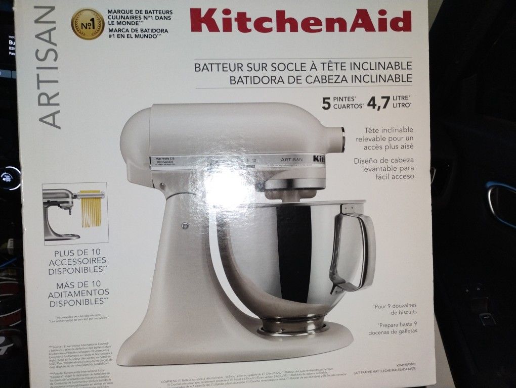 KITCHENAID ARTISAN 5QT STAND MIXER