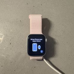 Apple Watch SE GPS + LTE 40mm