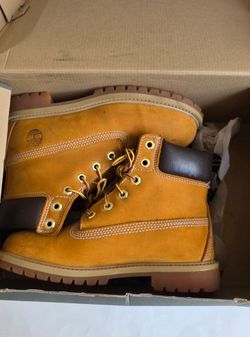 Timberland 6" Boot Wheat (GS) Size 4