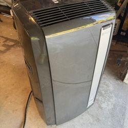 DeLonghi Portable AC 12,500BTU