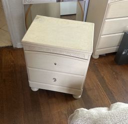 Night stand dresser