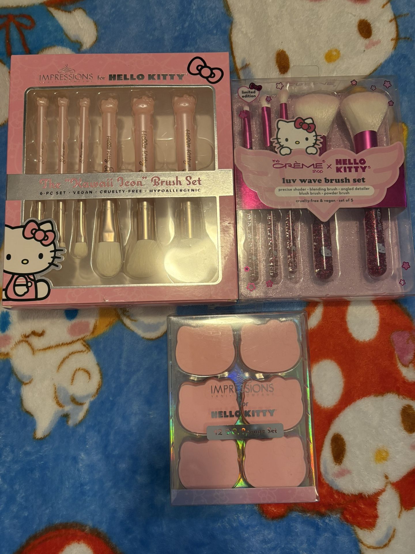 Hello Kitty Makeup Brush Packs And Sponges