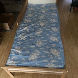 Toddler Bed/Kids Bed