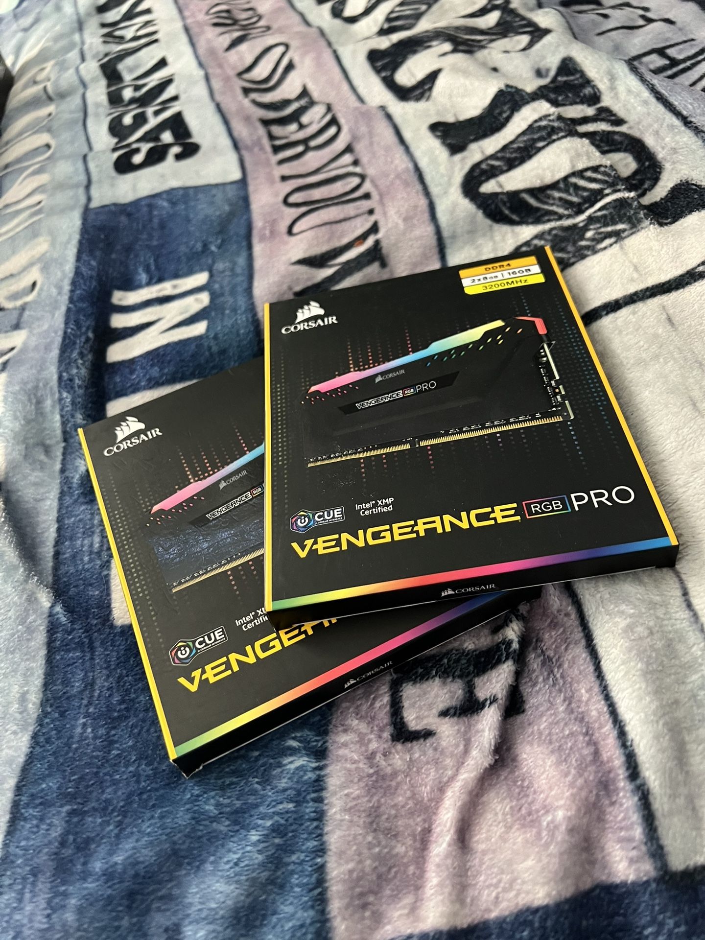 2x 8GB Corsair Vengeance RGB Pro
