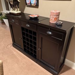 6 attaching shelves and wine rack