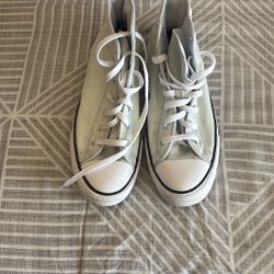 Women’s 7 Converse