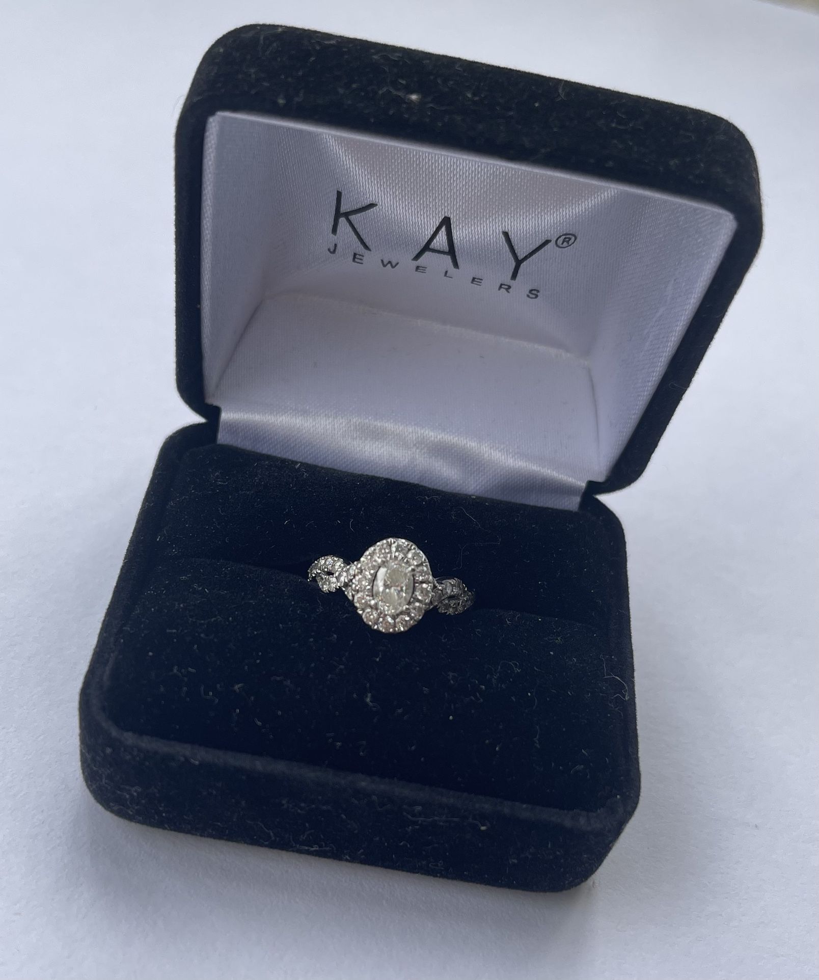 14K White gold diamond Engagement Ring 