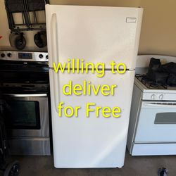 Frigidaire Top Freezer Refrigerator 18 cuft
