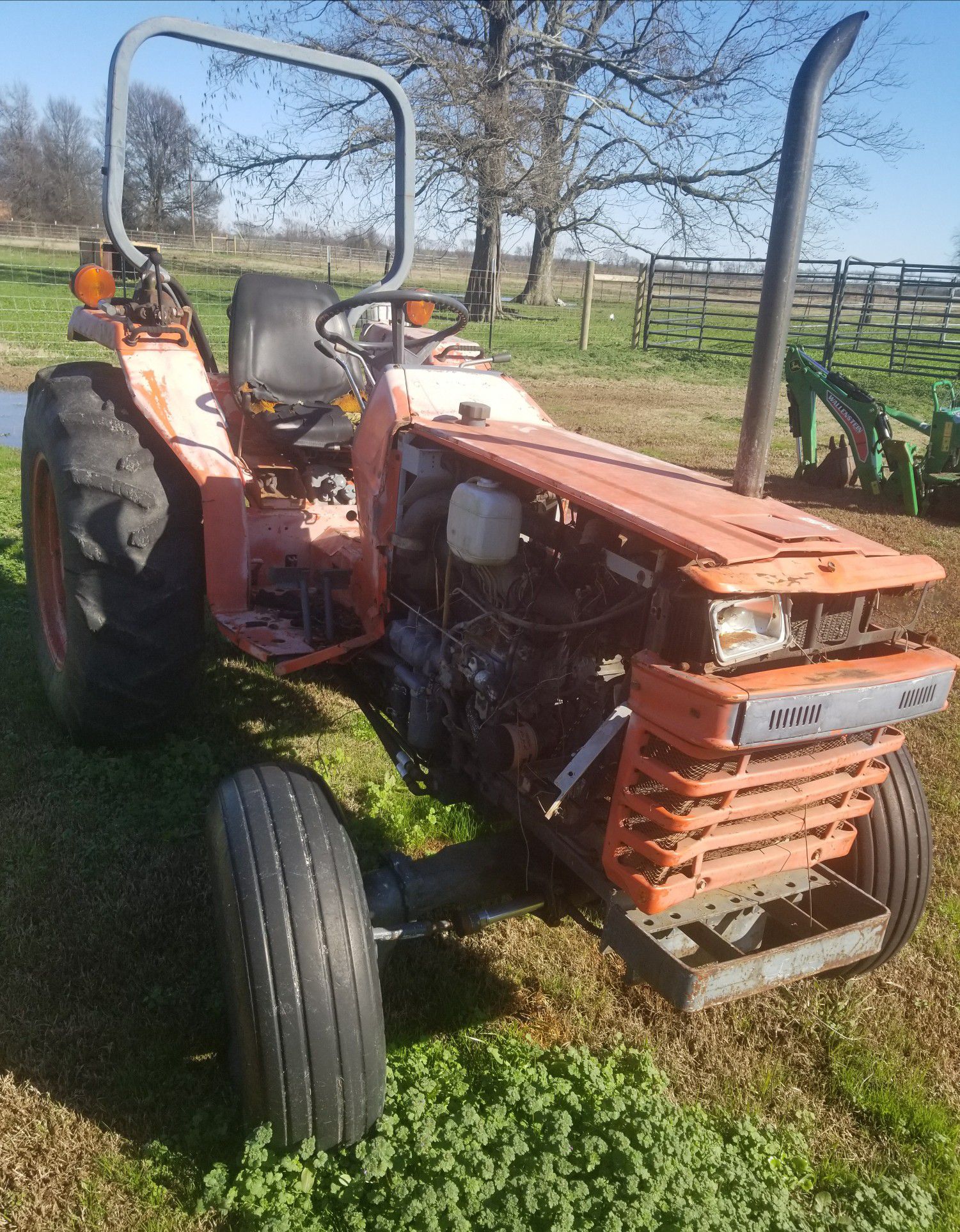 Kubota Tractor 3450 parting out