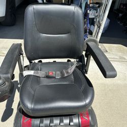 Prime power Chair