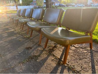 Grand Rapids Chair Co. Andy Lounge Chair (4)