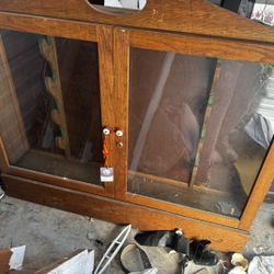 ‼️MAKE OFFER‼️Wood Gun Cabinet