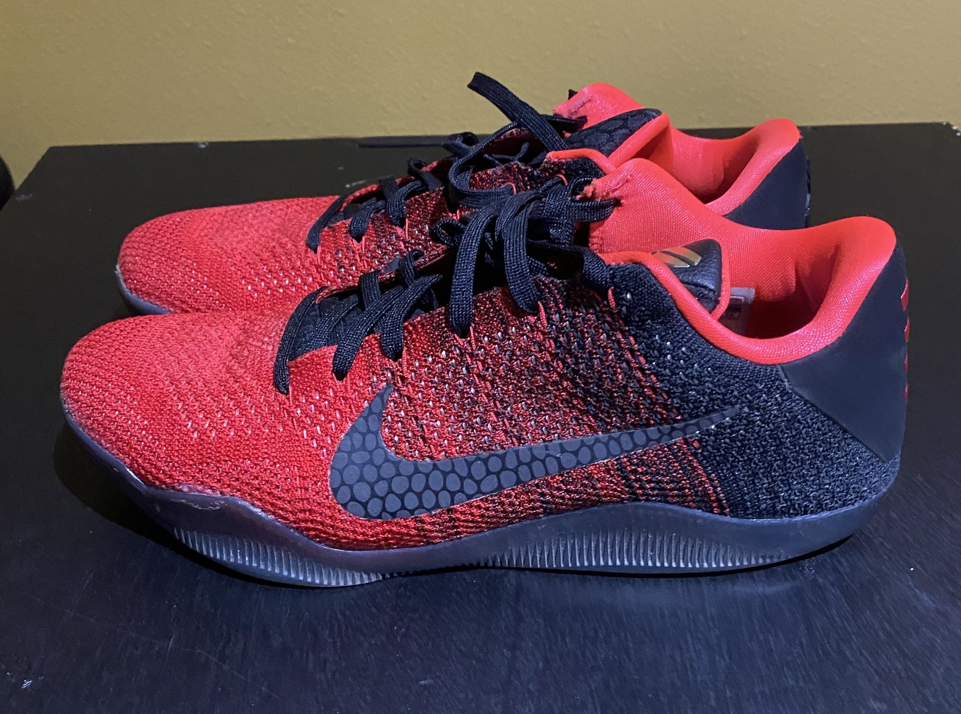 Nike Kobe 11 elite low “Achilles Heel” size 10