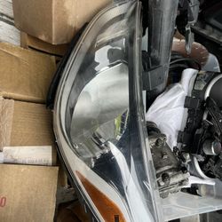 18-21 Hyundai Accent Headlight LH