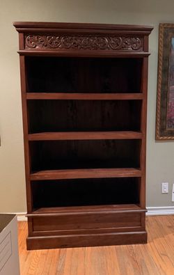 Wood bookcase