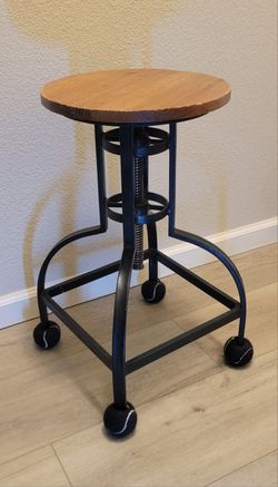Adjustable Bar Stool