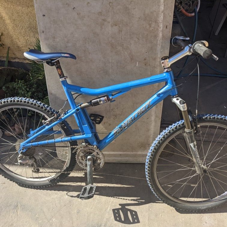 Santa Cruz Superlight Mountain Bike