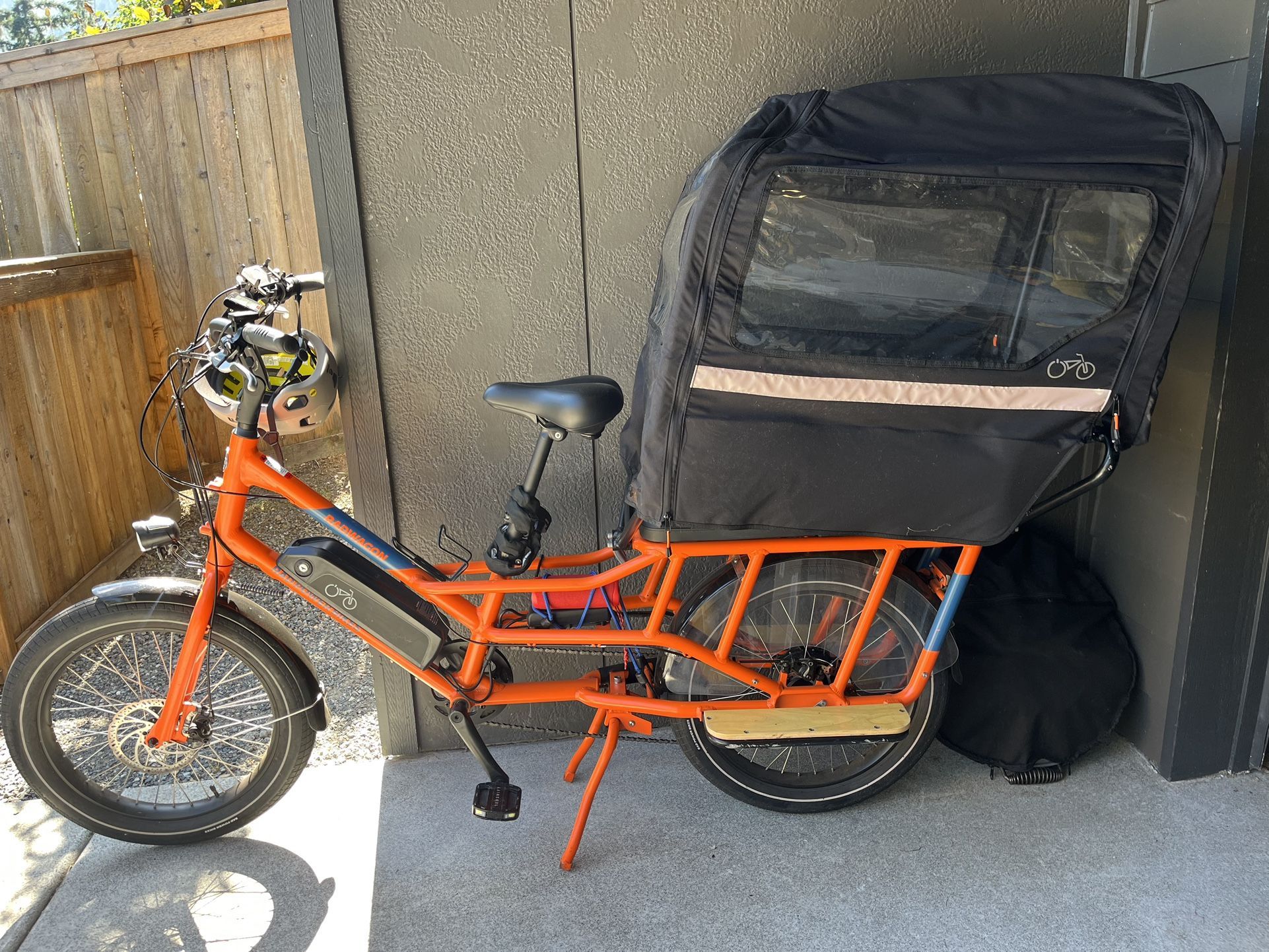 Rad Wagon Rain Cover (Conestoga)