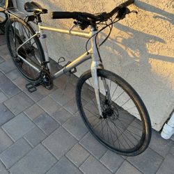 Cannondale quick city bike road bike hybrid 26 inch wheels