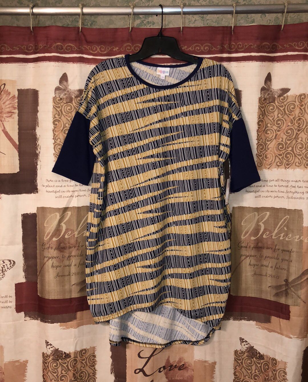 LulaRoe XS Irma NWT