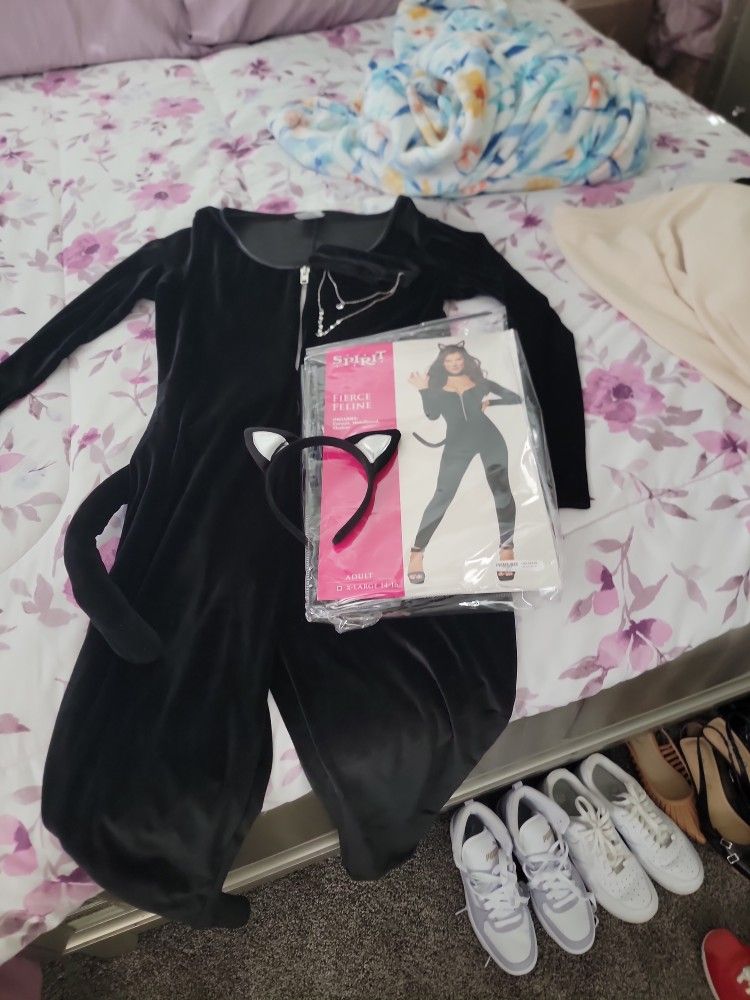 FIERCE FELIN Halloween π Costume