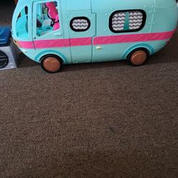 L.O.L Bus