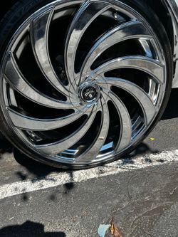 24 inch DUB Chrome Wheels and Tires
