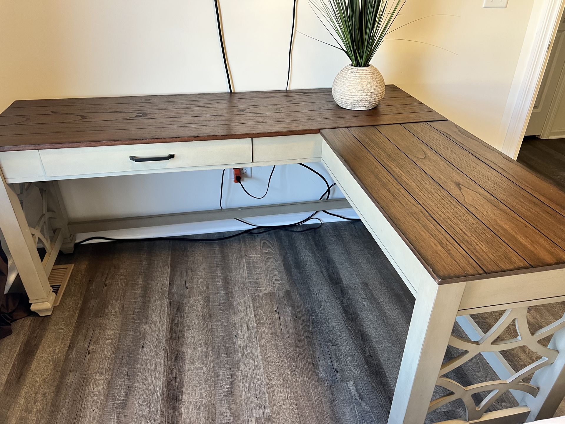 L shape office desk