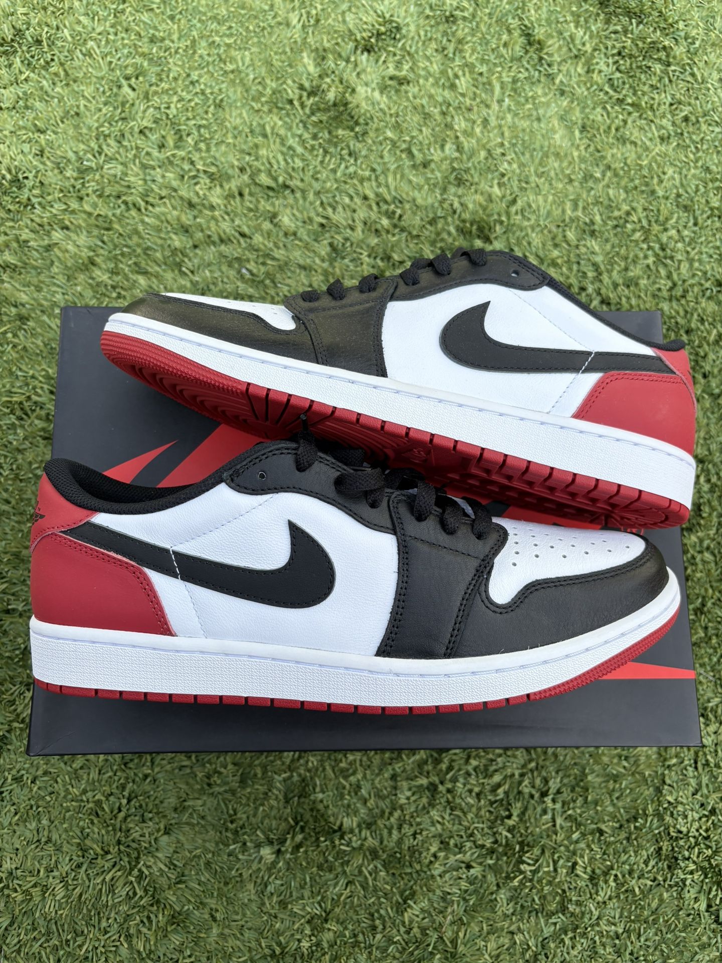 Jordan 1 Low Black Toe
