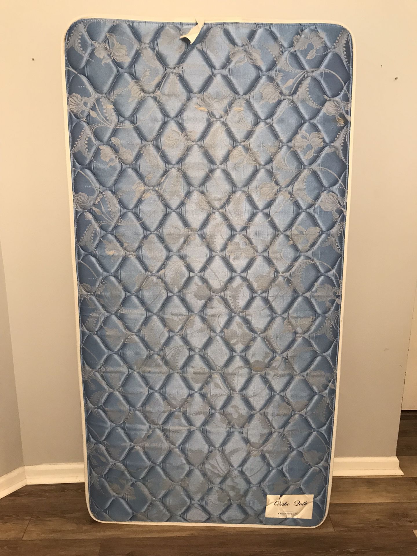 Twin Mattress Set