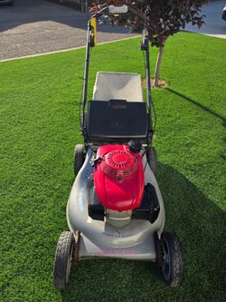 Honda mower