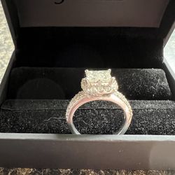 Engagement Ring $1900obo